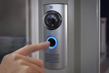 Домофон или система видеонаблюдения – что лучше?